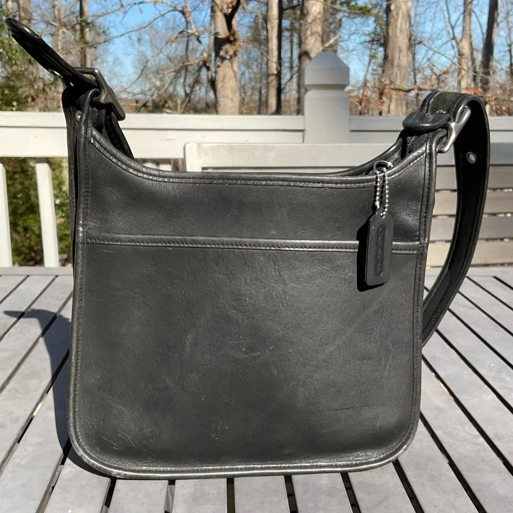 Vintage Coach Legacy Black Leather Shoulder Bag - Picture 9 of 13